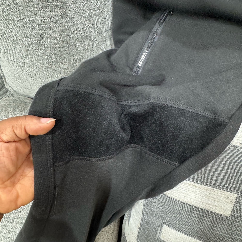 Tahari sport Black pants with Zipper Accent 1x - Picture 5 of 7